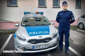 Kradzież rozbójnicza, kradzież zuchwała, groźby karalne oraz kradzież skutera elektrycznego niepełnosprawnemu. Zatrzymany przez policjantów po służbie